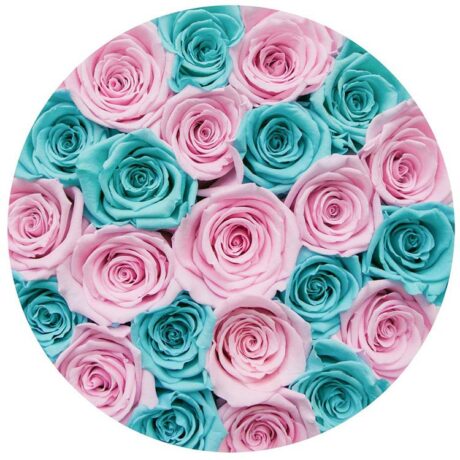 Синие и розовые розы в шляпной коробке (сверху)