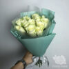 Букет из 15 белых кенийских роз