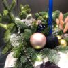Новогодняя коробка из хвои, свечей и лагуруса